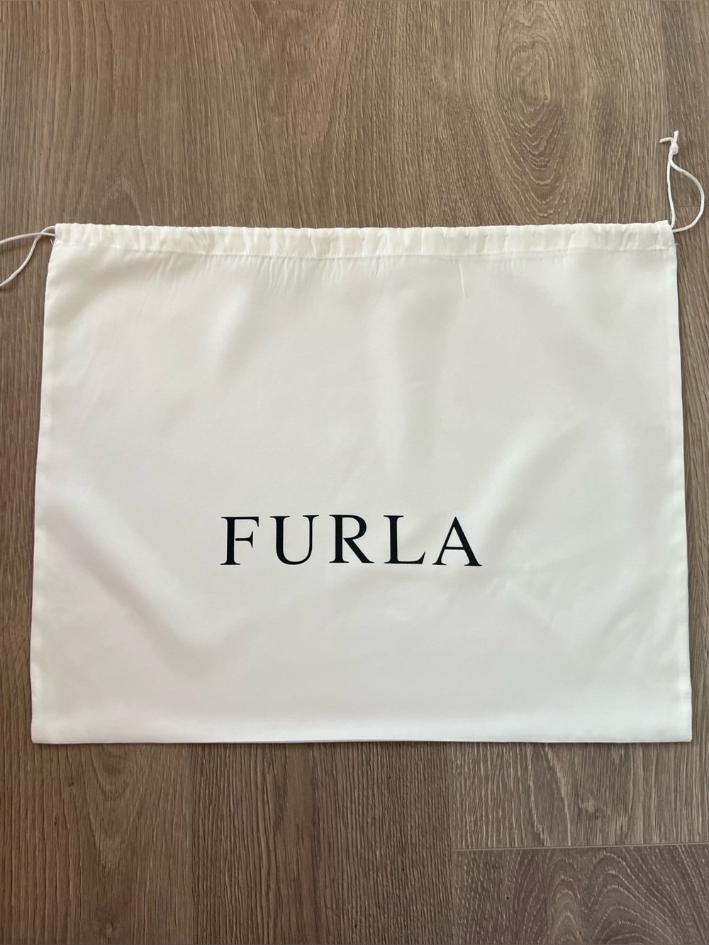 Furla dust bags (C543)